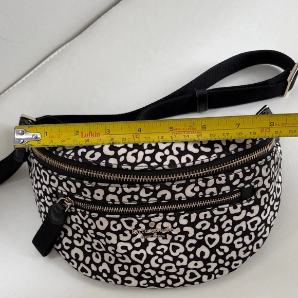 Kate Spade Black and White leopard Print bum bag / pouch - Picture 3 of 10